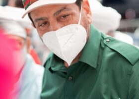 ਝੰਡੀ ਰਸਮ ਜੀ (227 ਵਿੱਚੋਂ 384)