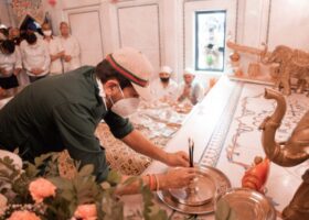 ਝੰਡੀ ਰਸਮ ਜੀ (356 ਵਿੱਚੋਂ 384)