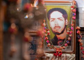 ਝੰਡੀ ਰਸਮ ਜੀ (58 ਵਿੱਚੋਂ 384)